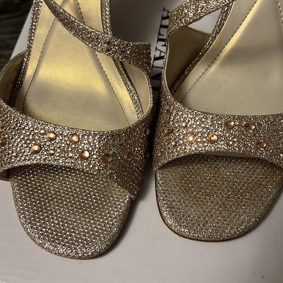 Alfani Gold Heels - Picture 7 of 7